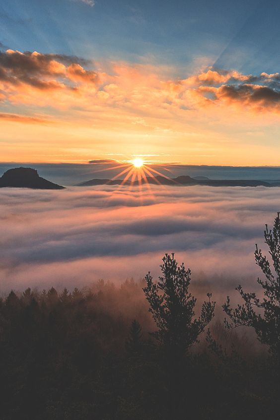 Foto Pemandangan Alam yang Keren