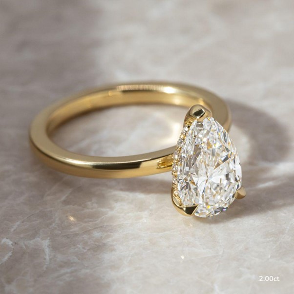 Showcase A 2 Carat Pear-Shaped Diamond